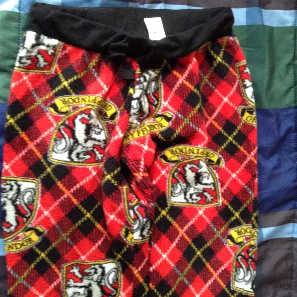 Harry Potter Gryffindor Pajama Pants - Picture 2 of 6